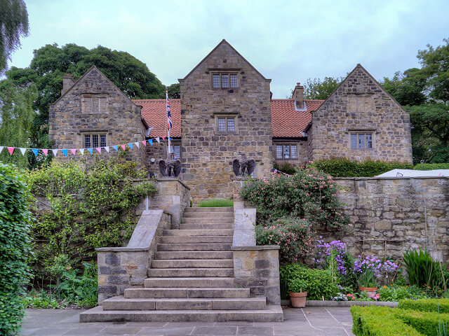 washington-old-hall-visiteuropeancastles