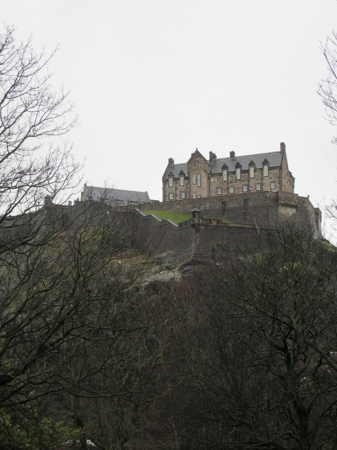 25 Castles near Edinburgh - Visit European Castles