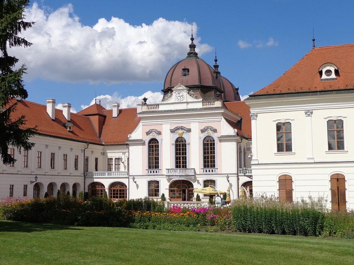 Grassalkovich-Castle-Royal-Palace-of-Gödöllö-hungary-palaces-empress-elisabeth-austria